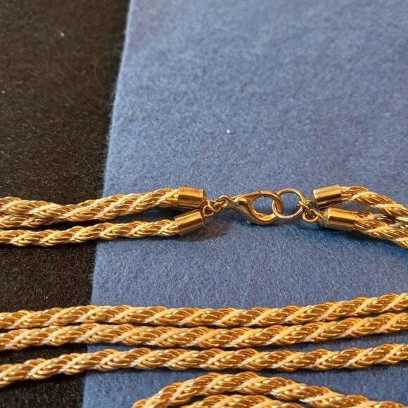 Vintage Gold & Silver Tone Three Strand Necklace Classic Twisted Chains Chic - Picture 7 of 7
